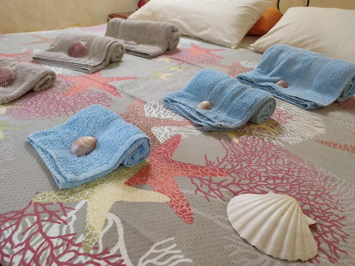 Affittacamere Shardana Cabras Ngoại thất bức ảnh