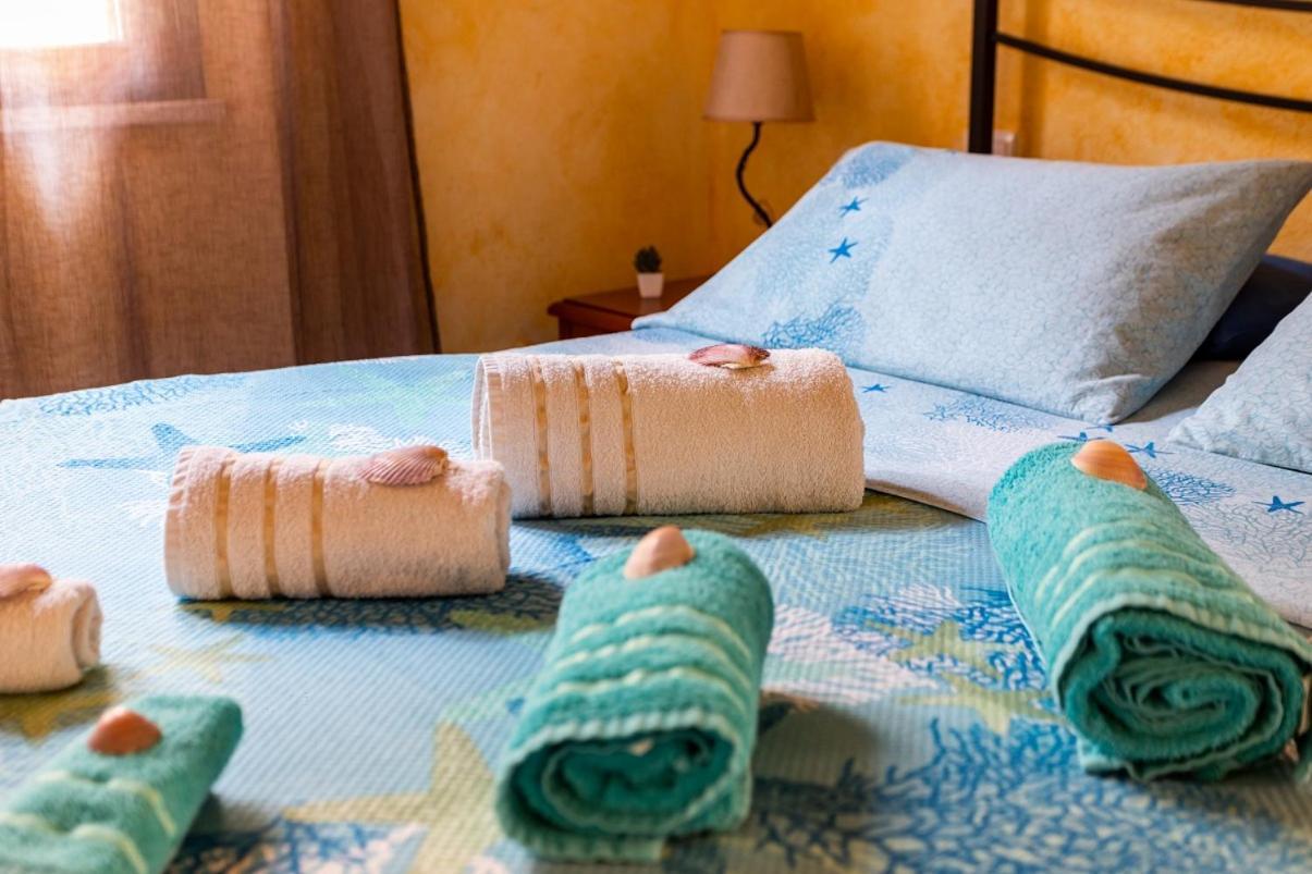 Affittacamere Shardana Cabras Ngoại thất bức ảnh